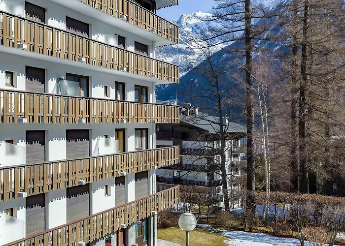 Le Brevent -chamonix Year * 霞慕尼